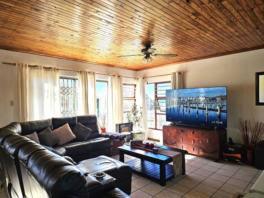 3 Bedroom Property for Sale in C Place Eastern Cape